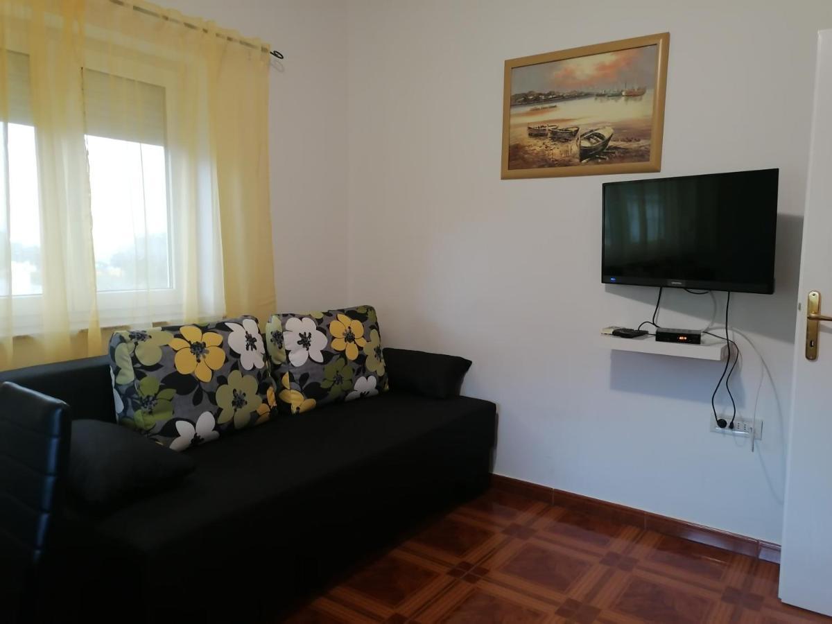 Apartmani Ivana Senj Senj  Esterno foto