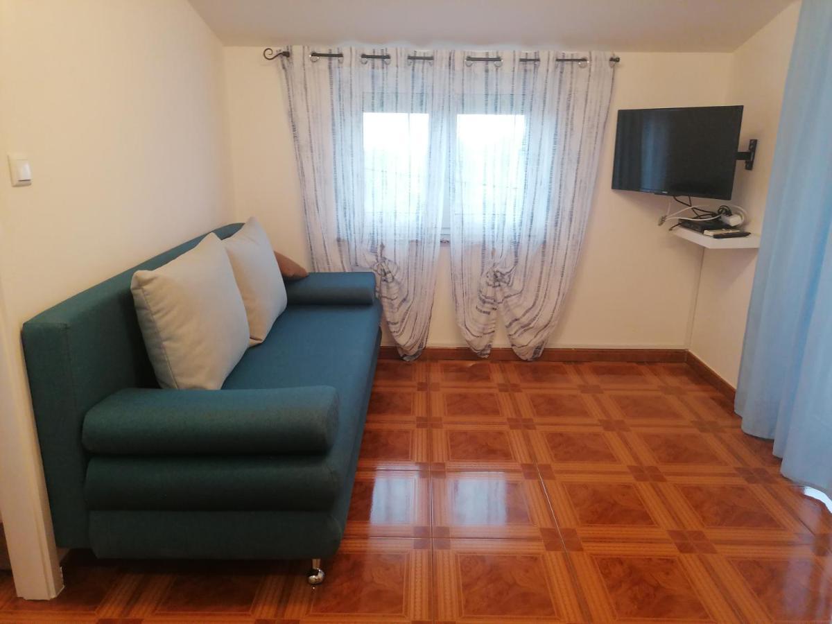 Apartmani Ivana Senj Senj  Esterno foto