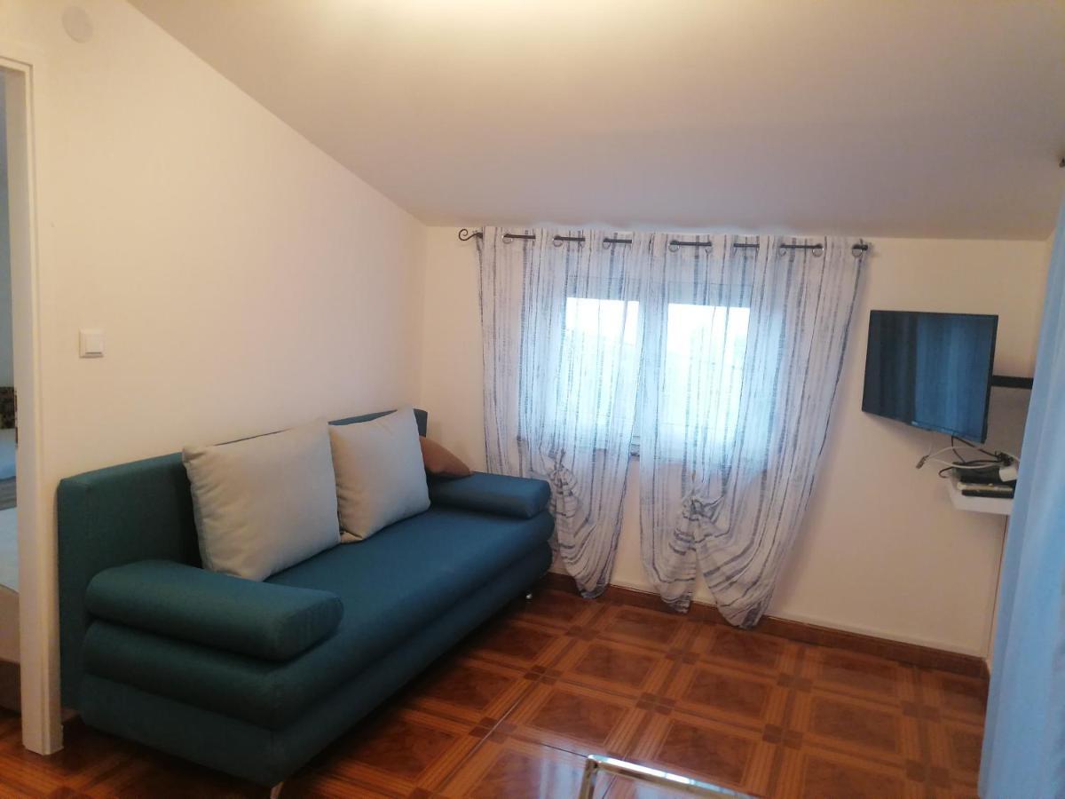 Apartmani Ivana Senj Senj  Esterno foto