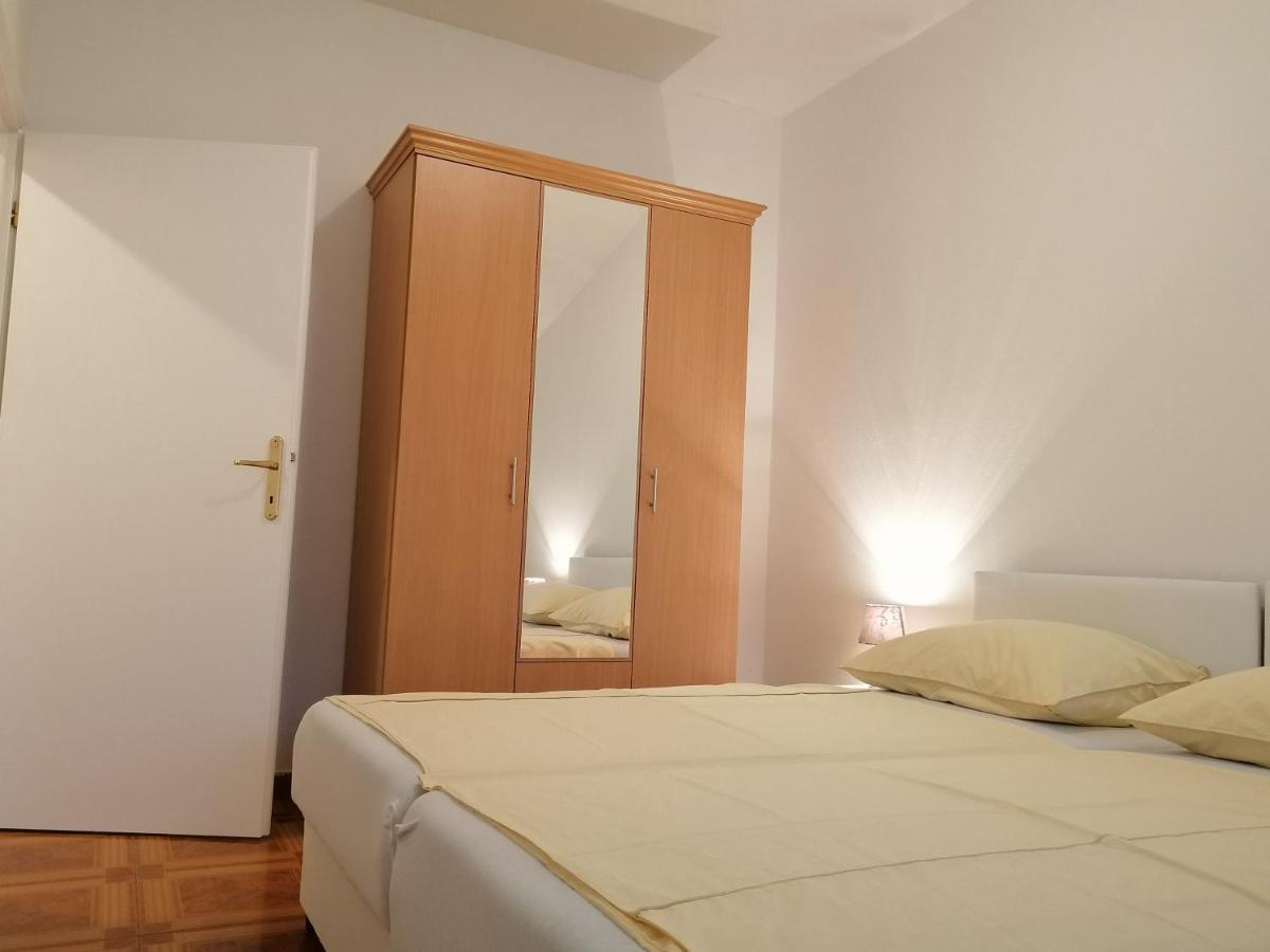 Apartmani Ivana Senj Senj  Esterno foto