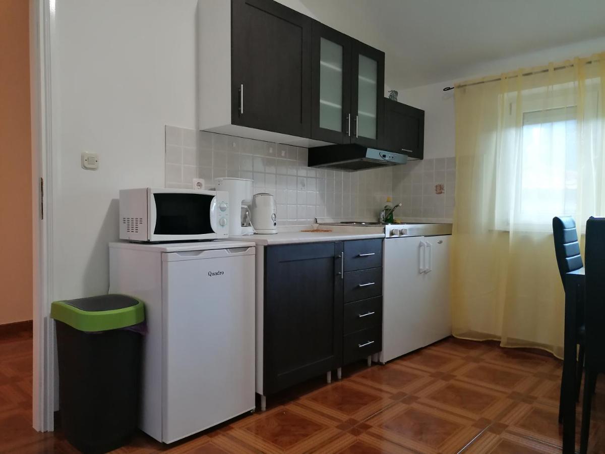 Apartmani Ivana Senj Senj  Esterno foto