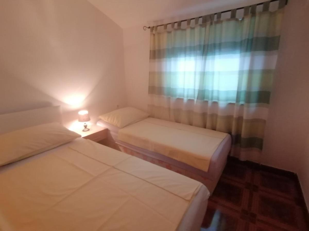 Apartmani Ivana Senj Senj  Esterno foto