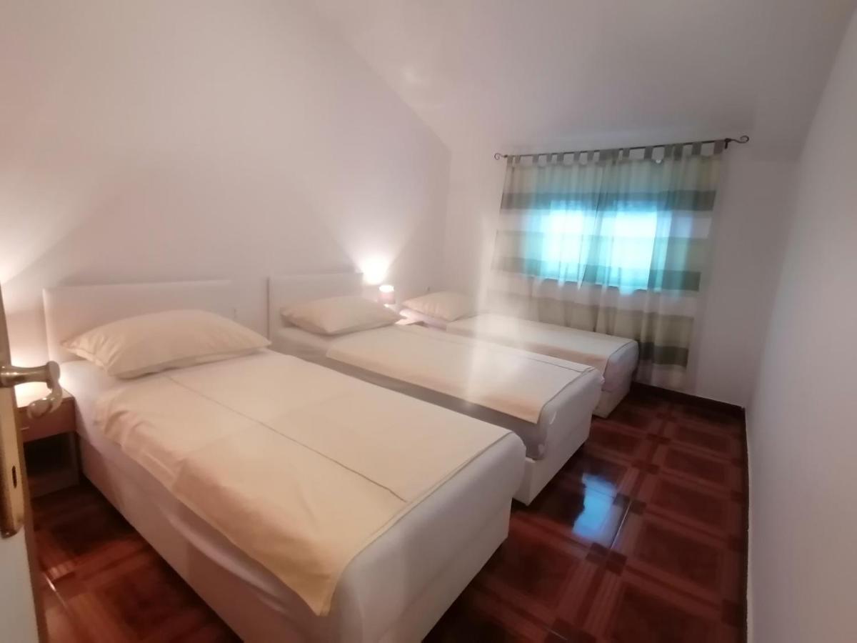 Apartmani Ivana Senj Senj  Esterno foto